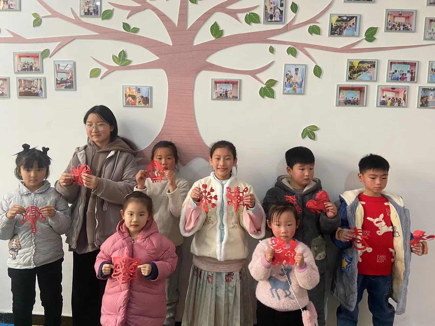 4761baaa95e483745a3dd82debca85c