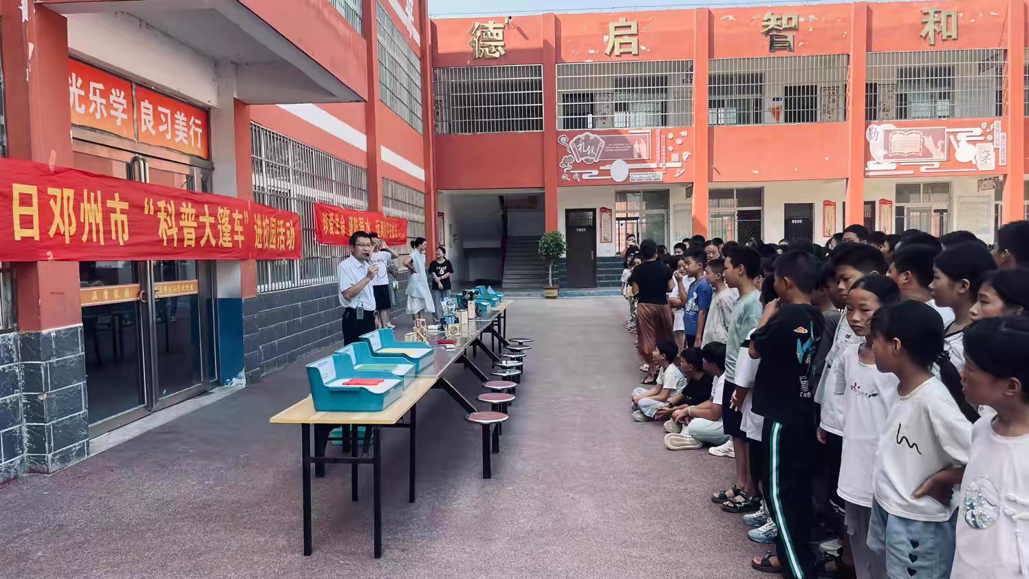 https://img-volc.jianpian.info/3930344/article/20240910/95d4fefefcfd4e2ba6d2f5dfd1b62805soi__jpeg.heic~tplv-flrovnc8r8-s2-cC-q%3A0%3A0%3A0%3A0%3Aq0.jpeg