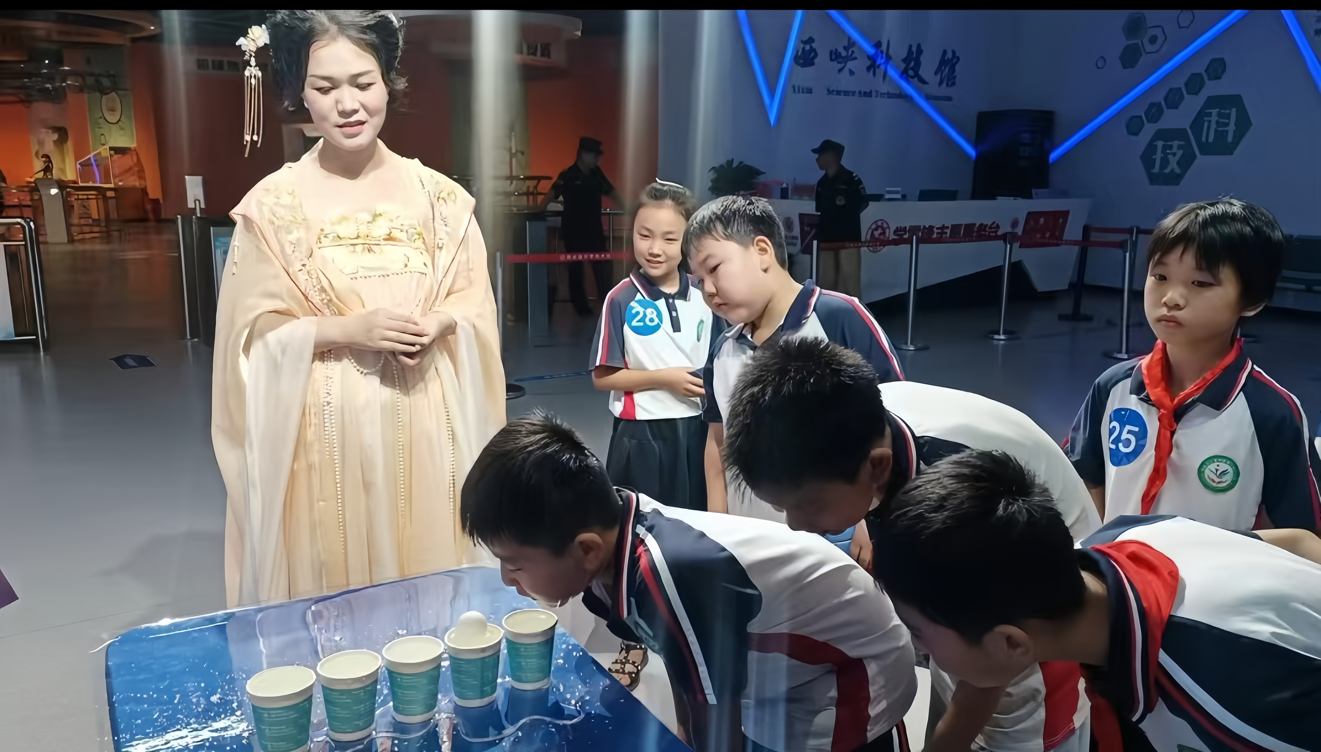 fb4e8bbb0d00707b9b92b2195b7bfbc