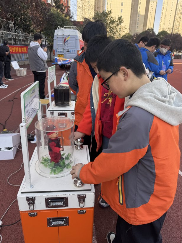 2025-11-28 20:20:38.370000