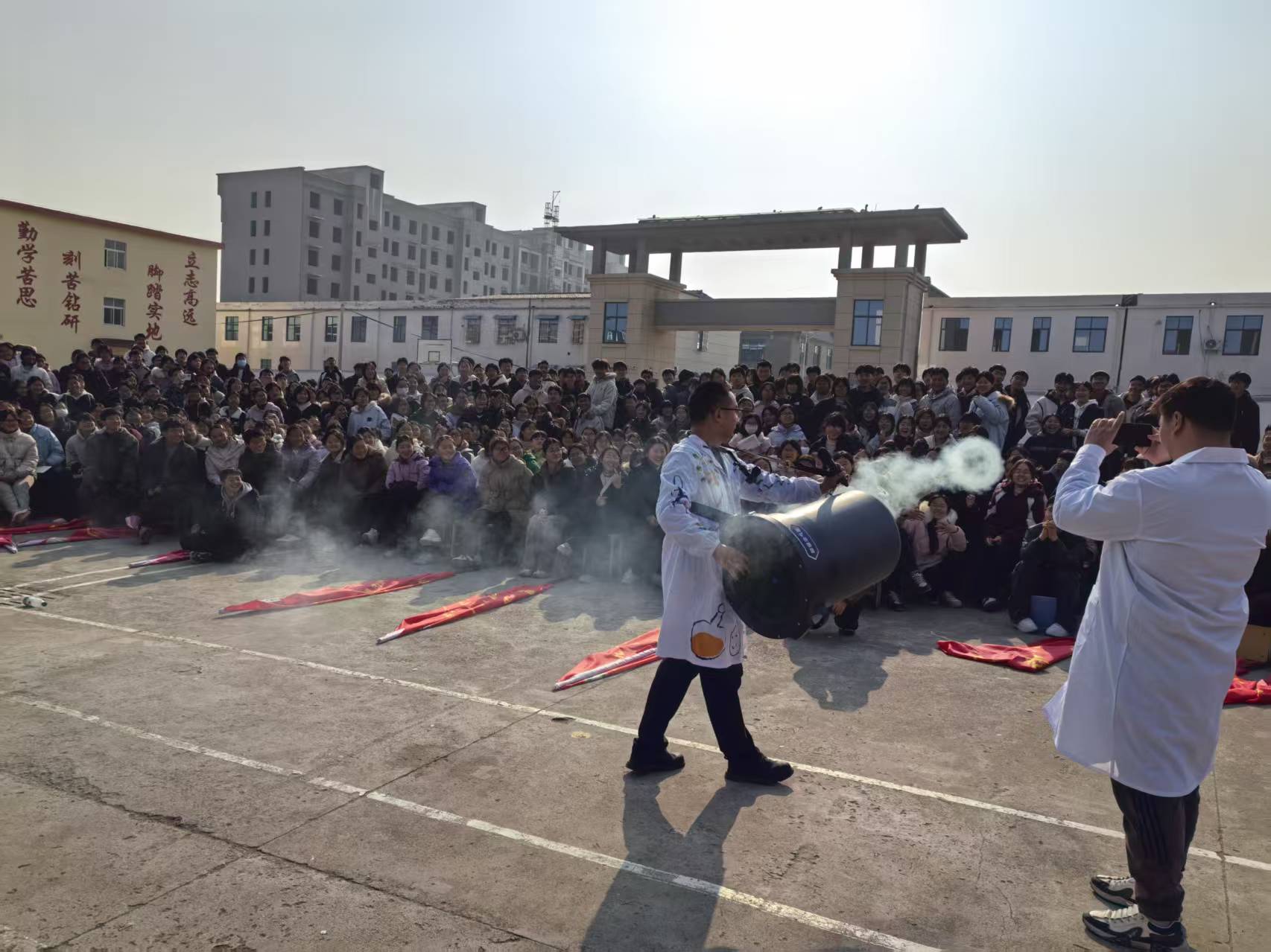 15ea6a2d32cb254e66bc75b29a8a7c2b