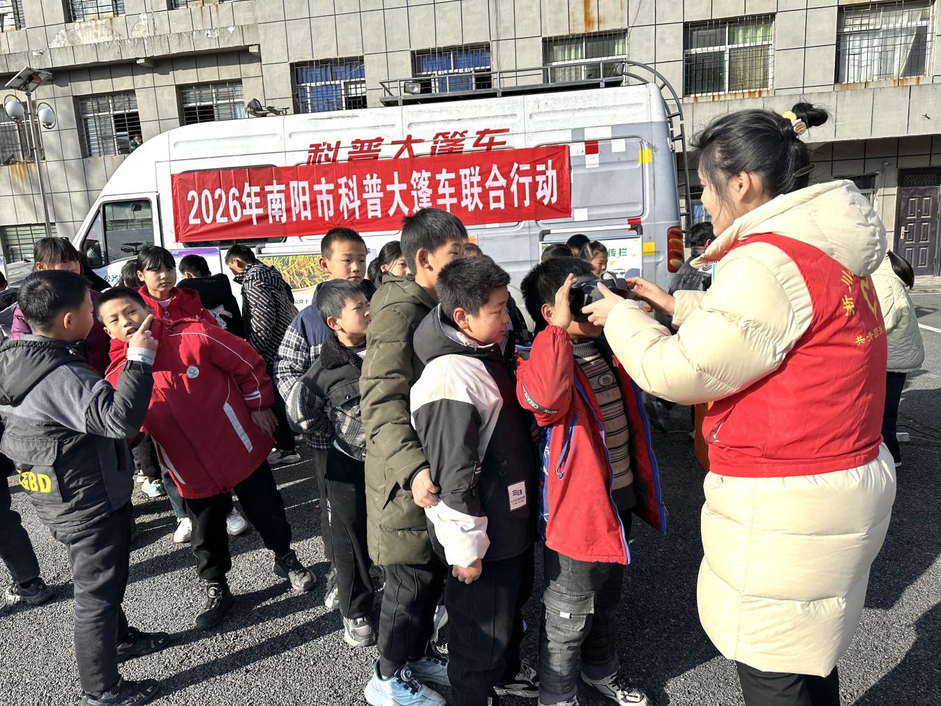 624fdbf32bc33433ae90918eadf591b5