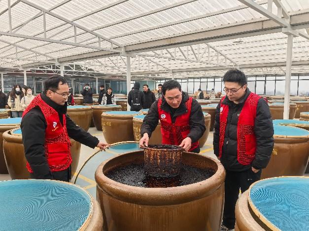 d03469ef4c6406a72cf1f1f1a9e35c8