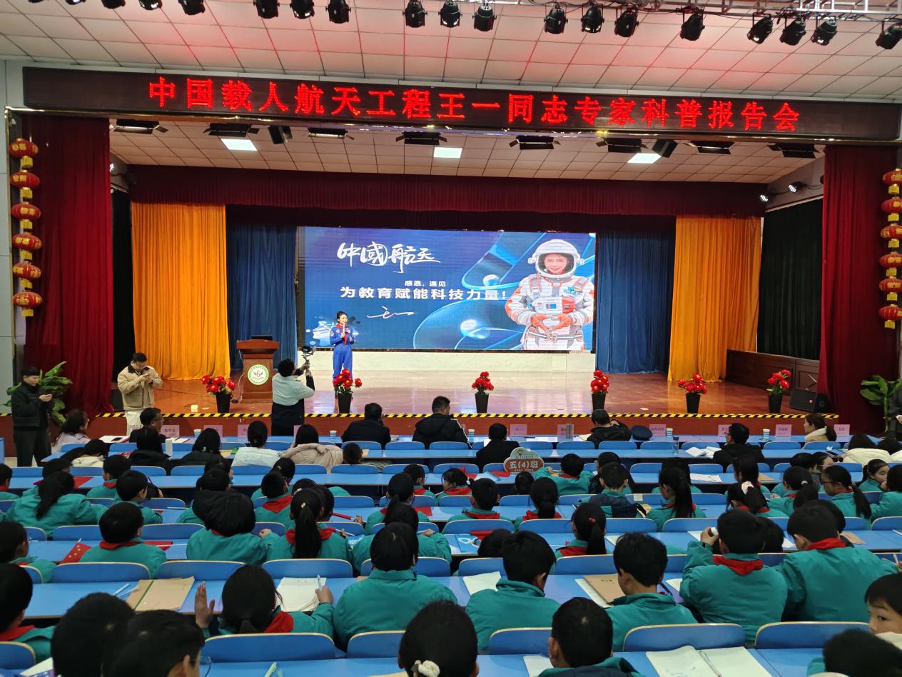 d24f5a2574445edd72f23fe69ab16de8