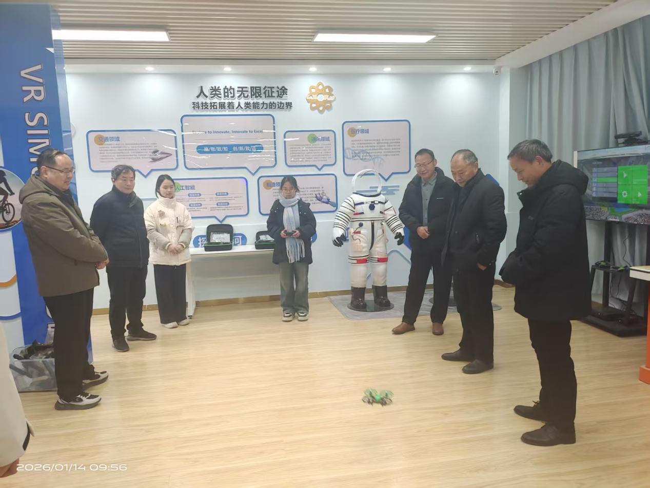 12f6596be9eefaade643e404b049968a