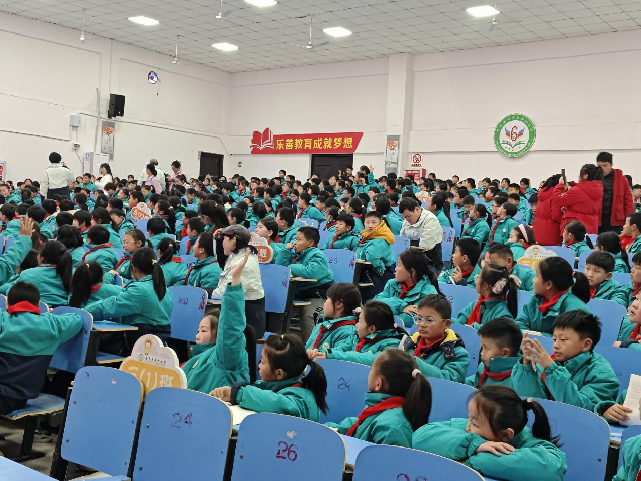 d146482fc0d94d212ffd07a8b99eea15