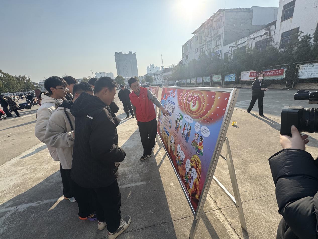 f213fb6d8a37c2f981a565de18474d1e