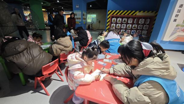 b69e9766b3e0b0a850bda67936d0cfeb