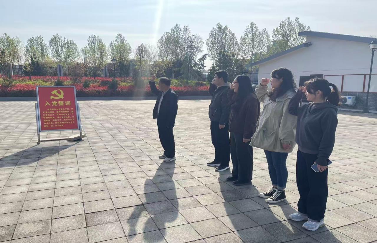 e42138ff264a32bfbf5f7754ab275b5f